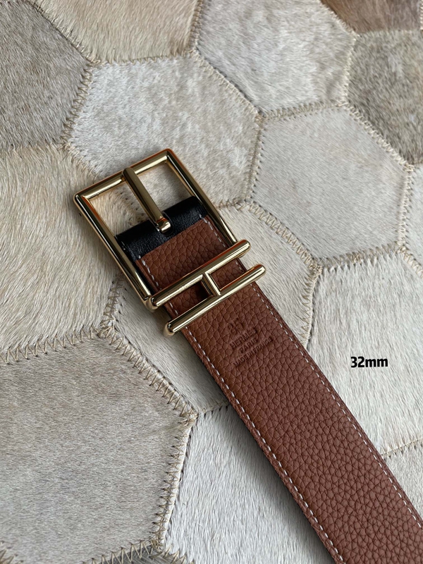 エルメスベルト正面デザイン